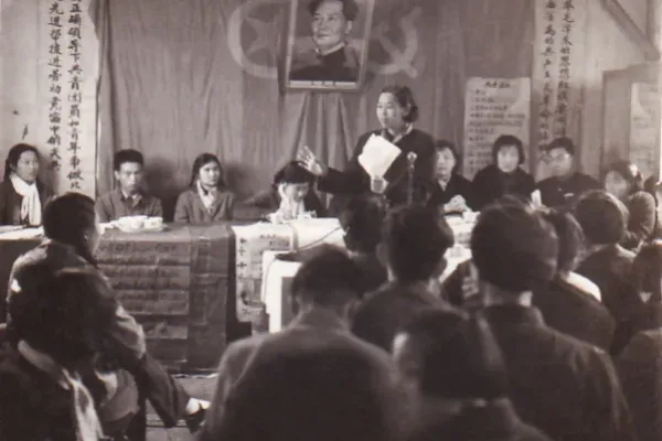 灯泡厂讲话 灯泡厂讲话