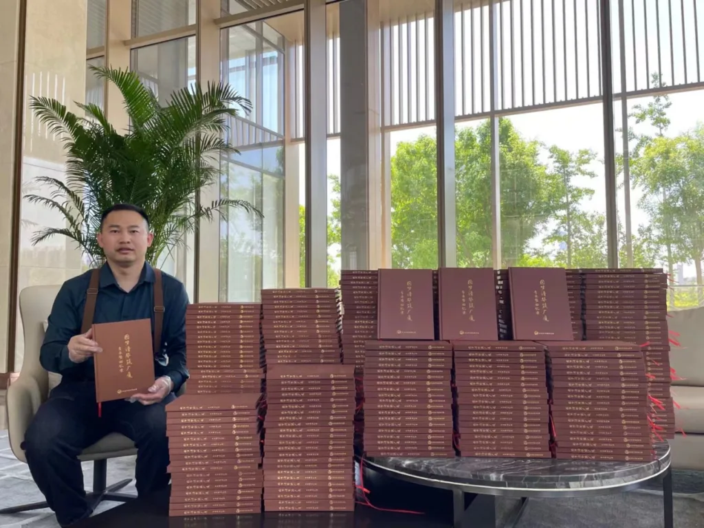 北京华信巨匠:为传主提供一流的传记回忆录修润、排版设计和印刷专业服务插图 北京华信巨匠:为传主提供一流的传记回忆录修润、排版设计和印刷专业服务插图